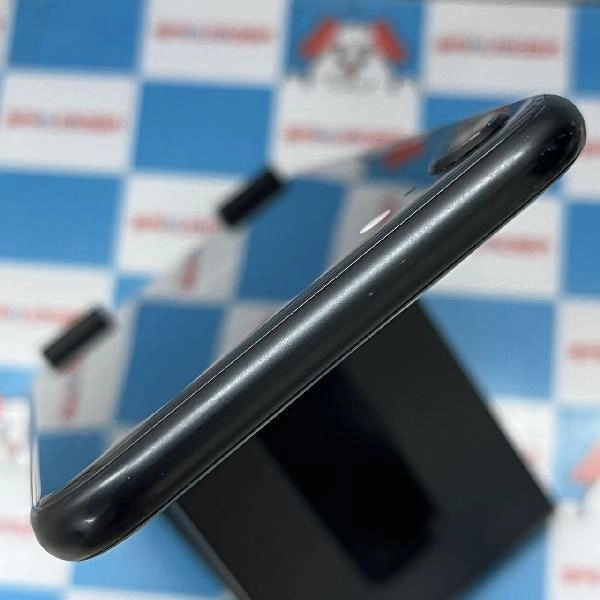 iPhoneSE 第2世代 SoftBank版SIMフリー 128GB MHGT3J/A A2296 極美品 ブラック
