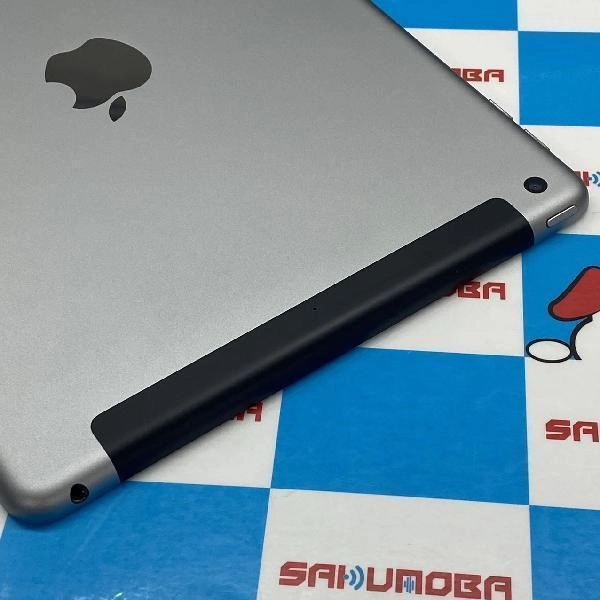 iPad 第6世代 au版SIMフリー 32GB MR6N2J/A A1954 ジャンク品