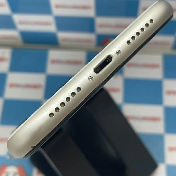iPhone11 Apple版SIMフリー 128GB MHDJ3J/A A2221 ジャンク品 ホワイト