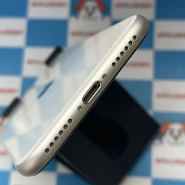 iPhoneSE 第3世代 SoftBank版SIMフリー 128GB MMYG3J/A A2782 極美品