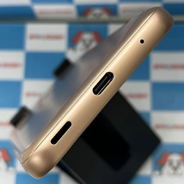 arrows We FCG01 au 64GB 美品