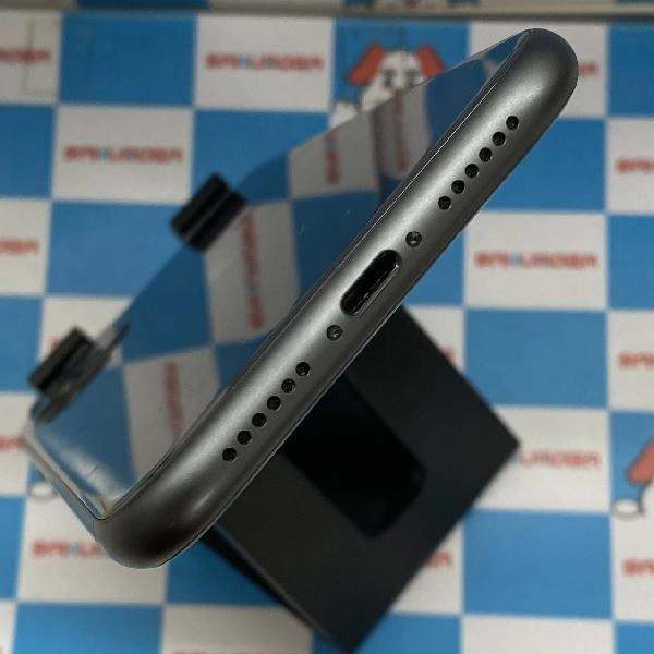iPhone11 SoftBank 64GB ジャンク品外観極美品 ブラック