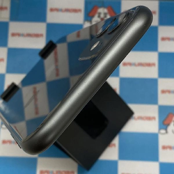 iPhone11 SoftBank 64GB ジャンク品外観極美品 ブラック