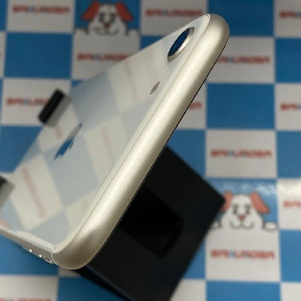 iPhoneSE 第3世代 SoftBank版SIMフリー 64GB MMYD3J/A A2782 極美品