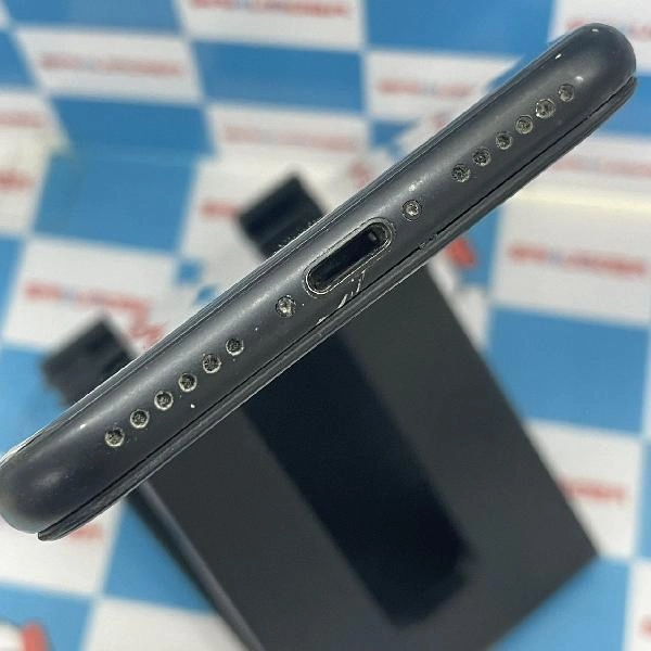 iPhoneSE 第2世代 Apple版SIMフリー 128GB MXD02J/A A2296 ジャンク品 ブラック