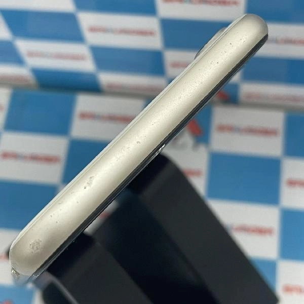 iPhoneSE 第3世代 SoftBank版SIMフリー 128GB MMYD3J/A A2782 ジャンク品