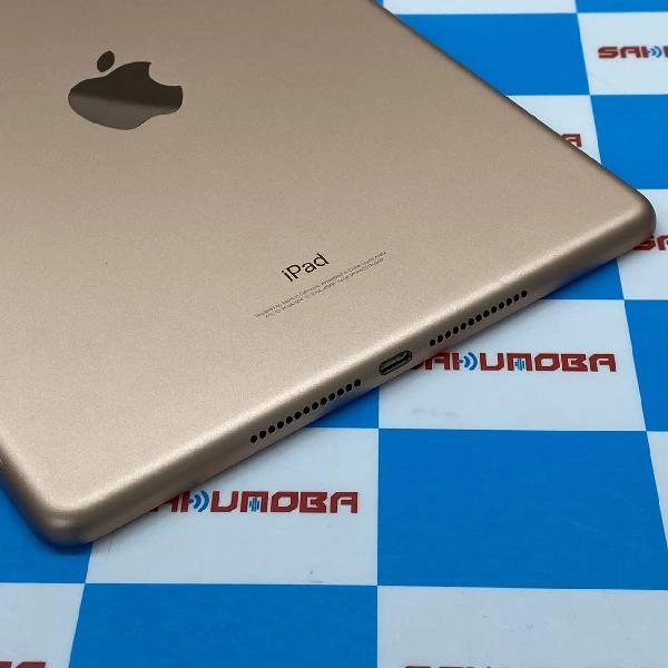 iPad 第6世代 au版SIMフリー 128GB MRM22J/A A1954 極美品