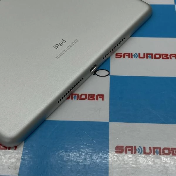 iPad 第7世代 SoftBank版SIMフリー 32GB MW6C2J/A A2198 ジャンク品
