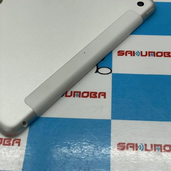 iPad 第7世代 SoftBank版SIMフリー 32GB MW6C2J/A A2198 ジャンク品