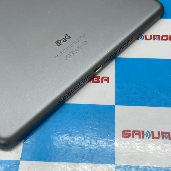 iPad Air 第1世代 SoftBank 16GB MD791J/A A1475 スペースグレイ