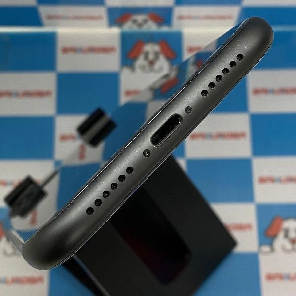 iPhone11 Apple版SIMフリー 256GB MHDP3J/A A2221 美品 ブラック