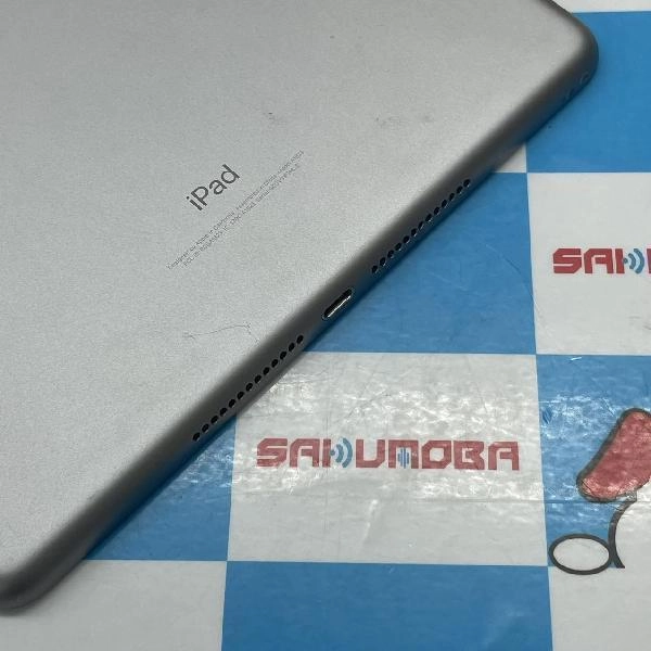 iPad 第6世代 au版SIMフリー 128GB MP262J/A A1823 ジャンク品