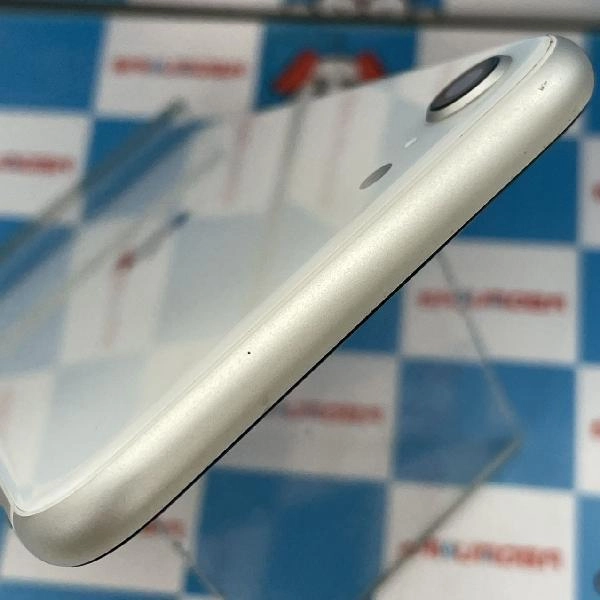 iPhoneSE 第2世代 SoftBank版SIMフリー 64GB NX9T2J/A A2296 ホワイト