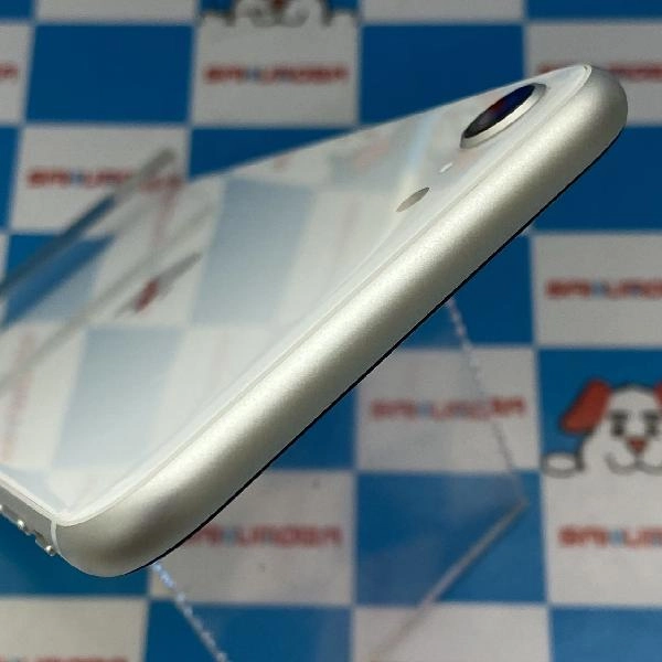 iPhoneSE 第2世代 au版SIMフリー 64GB MHGQ3J/A A2296 ホワイト