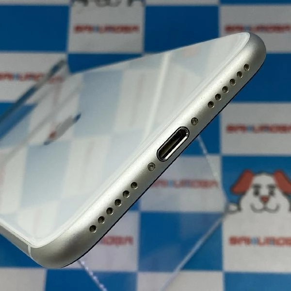 iPhoneSE 第2世代 au版SIMフリー 64GB MHGQ3J/A A2296 ホワイト