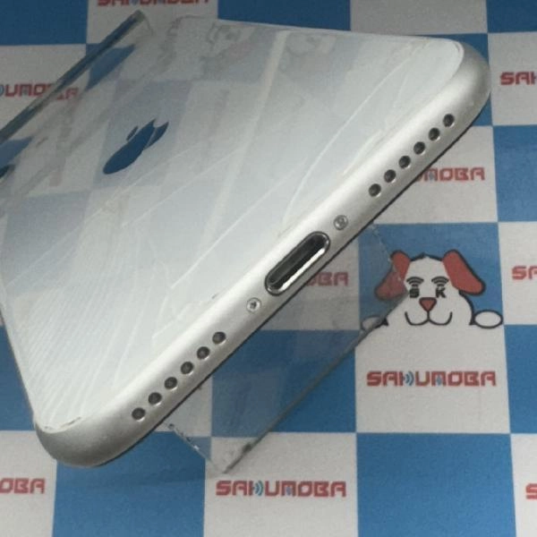 iPhoneSE 第2世代 docomo版SIMフリー 256GB MXVU2J/A A2296 ジャンク品 ホワイト