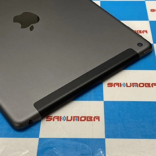 iPad 第8世代 au版SIMフリー 32GB MYMH2J/A A2429 スペースグレイ