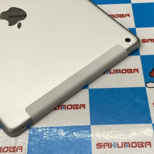 iPad 第8世代 docomo版SIMフリー 32GB MYMJ2J/A A2429 開封未使用