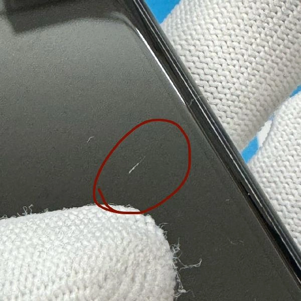 iPhoneSE 第3世代 Apple版SIMフリー 128GB MMYF3J/A A2782 美品