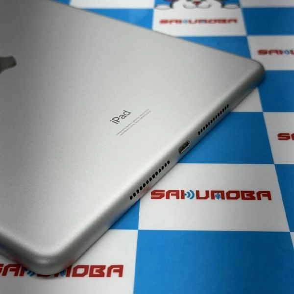 iPad 第8世代 Wi-Fiモデル 32GB MYLA2J/A A2270 美品