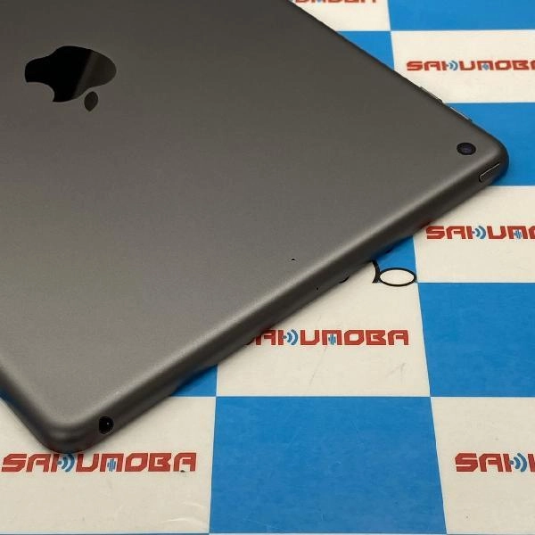 iPad 第7世代 Wi-Fiモデル 32GB MW742J/A A2197 極美品