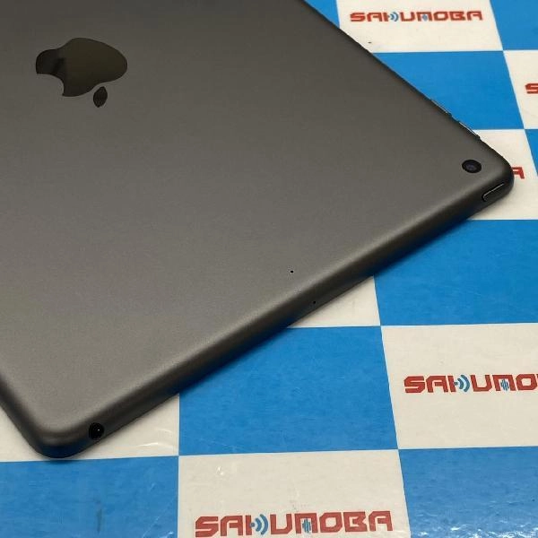 iPad 第7世代 Wi-Fiモデル 32GB MW742J/A A2197