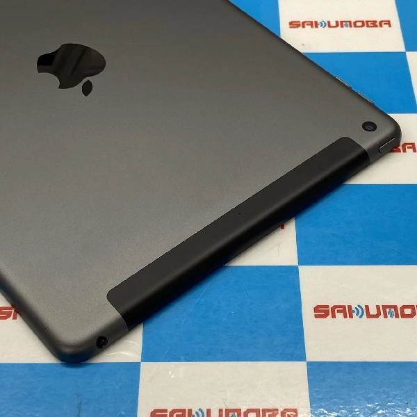 iPad 第8世代 au版SIMフリー 32GB MYMH2J/A A2429 スペースグレイ