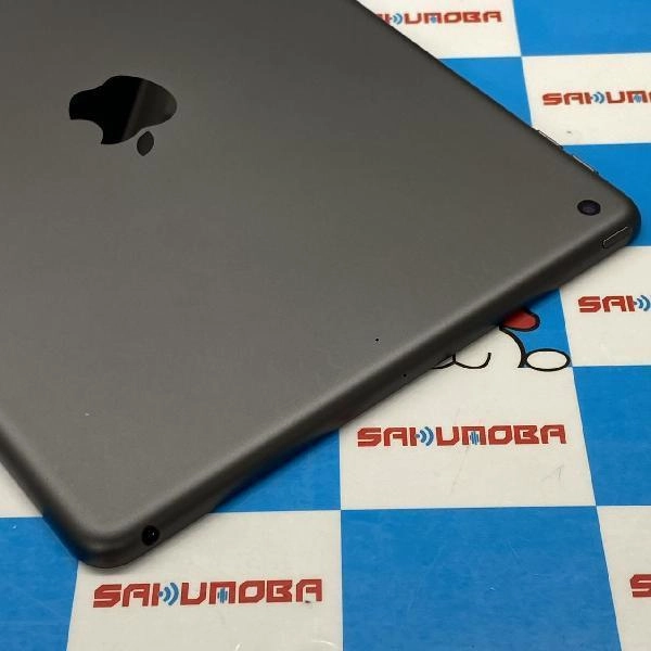 iPad 第7世代 Wi-Fiモデル 32GB FW742J/A A2197