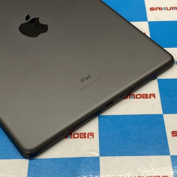 iPad 第7世代 Wi-Fiモデル 32GB FW742J/A A2197