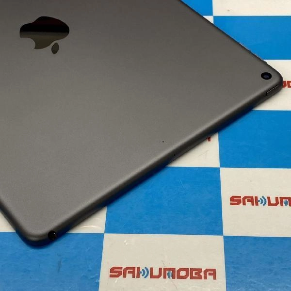 iPad Air 第3世代 Wi-Fiモデル 256GB MUUQ2LL/A A2152 スペースグレイ