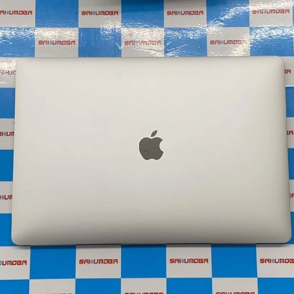 MacBook Pro 15インチ 2018  16GB 256GB A1990 極美品 シルバー
