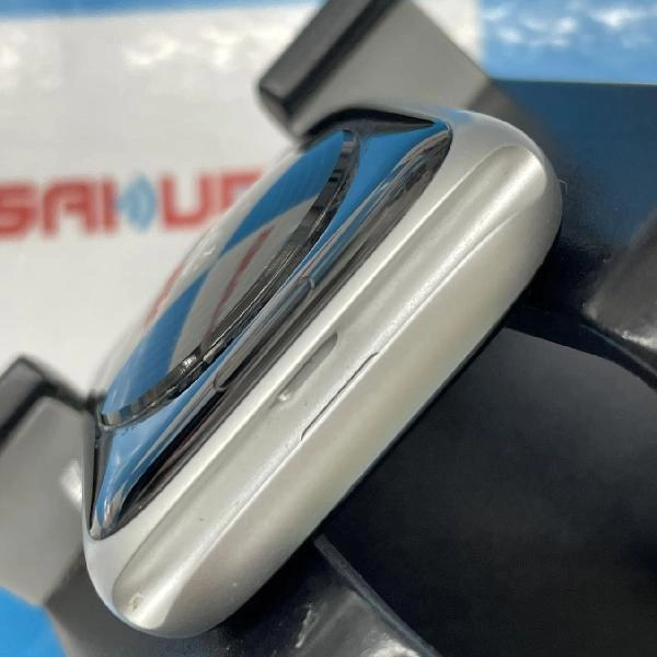 Apple Watch SE GPSモデル 32GB MKQ43J/A