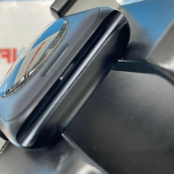 Apple Watch SE 第2世代 GPSモデル 32GB MR9X3J/A 極美品