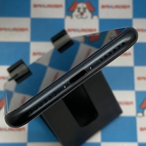 iPhoneSE 第3世代 SoftBank版SIMフリー 64GB MMYC3J/A A2782 極美品