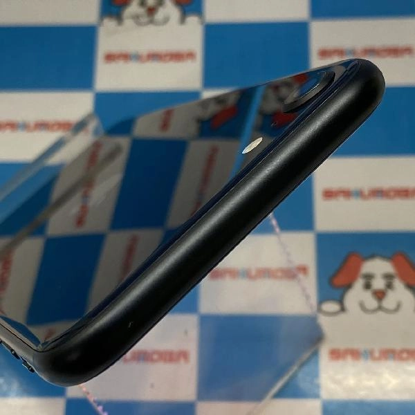 iPhoneSE 第3世代 SoftBank版SIMフリー 64GB MMYC3J/A A2782 極美品