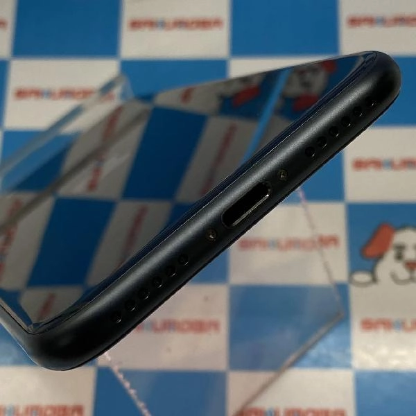 iPhoneSE 第3世代 SoftBank版SIMフリー 64GB MMYC3J/A A2782 極美品