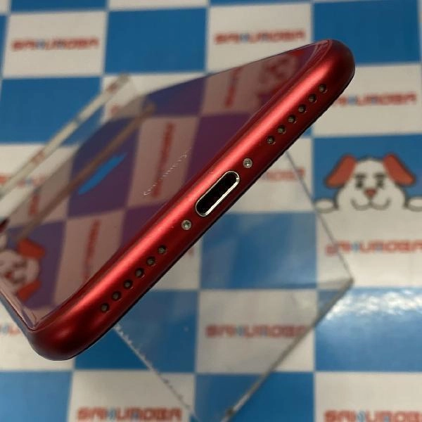 iPhoneSE 第3世代 docomo版SIMフリー 64GB MMYE3J/A A2782 美品