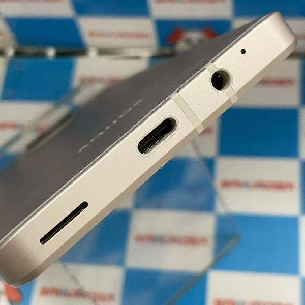 AQUOS sense8 SIMフリー 128GB SH-M26AWC 美品