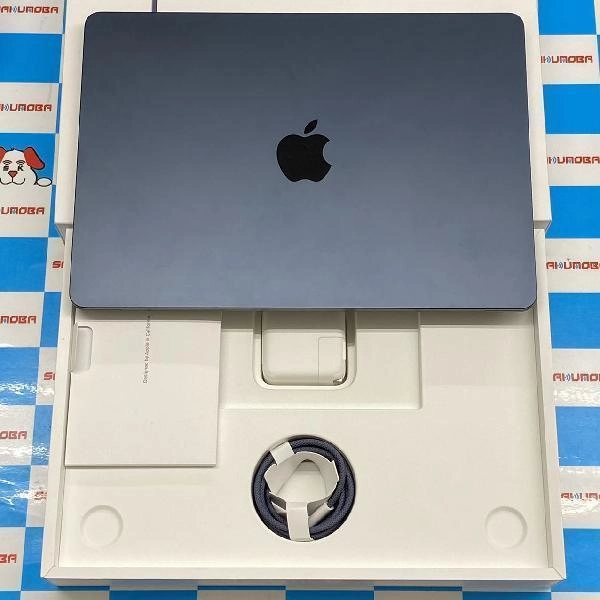 MacBook Air M2 2022  8GB 256GB A2681 極美品 ミッドナイト