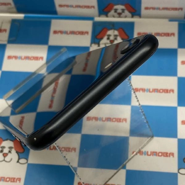 iPhoneSE 第3世代 docomo版SIMフリー 64GB MMYC3J/A A2782