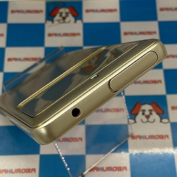 BASIO3 KYV43 au 32GB KYV43 極美品