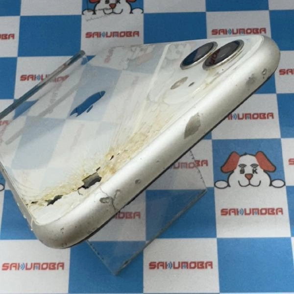 iPhone11 SoftBank版SIMフリー 64GB MWLU2J/A A2221 ジャンク品 ホワイト