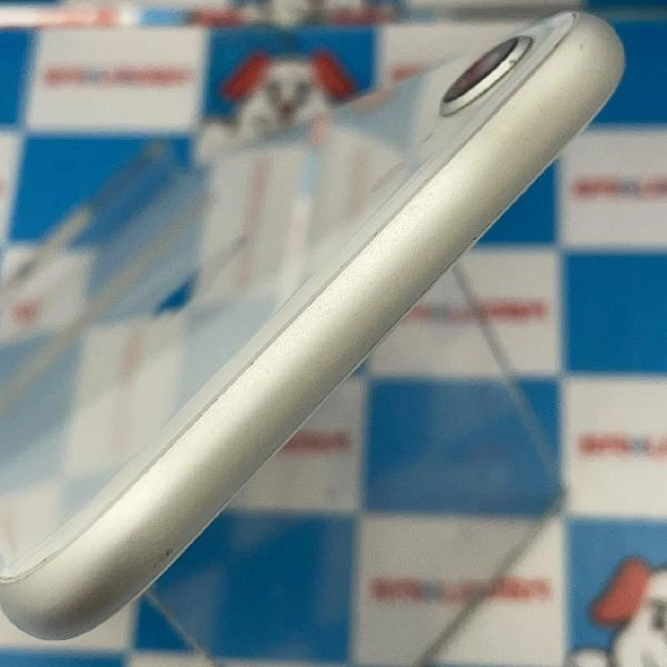 iPhone8 Apple版SIMフリー 256GB MQ852J/A A1906 極美品 シルバー