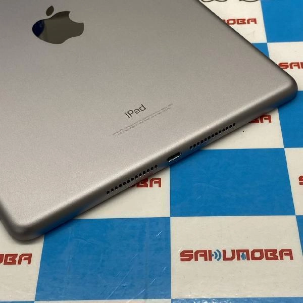 iPad 第6世代 Wi-Fiモデル 32GB MR7F2J/A A1893 極美品