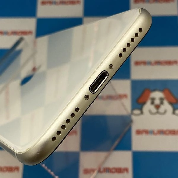 iPhoneSE 第3世代 SoftBank版SIMフリー 64GB MMYD3J/A A2782 ジャンク品