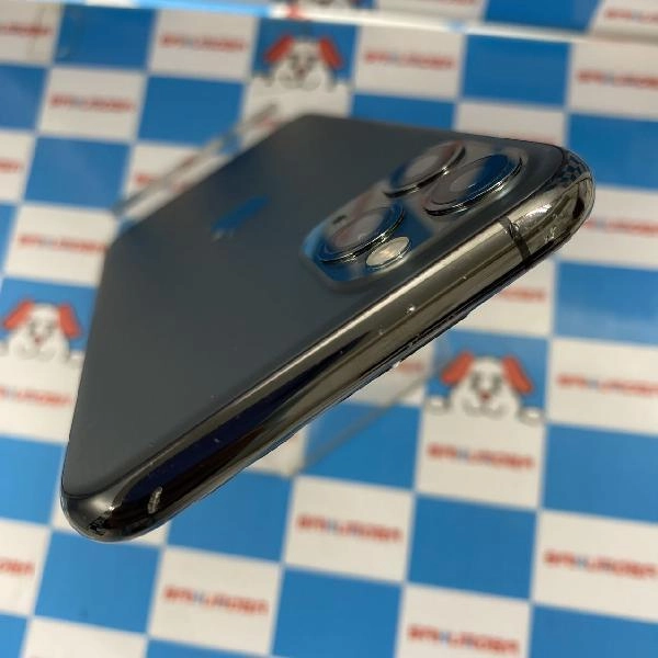 iPhone11 Pro au版SIMフリー 64GB MWC22J/A 22B82 ジャンク品