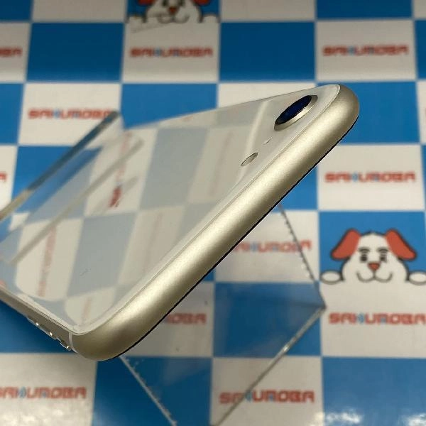 iPhoneSE 第3世代 docomo版SIMフリー 64GB MMYD3J/A A2782 開封未使用品