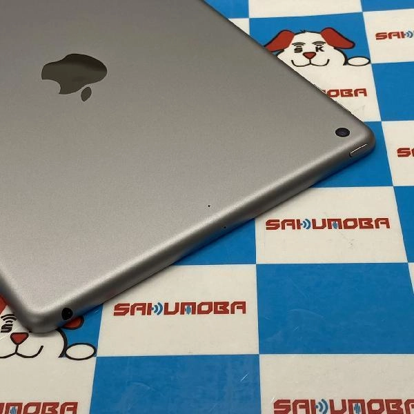 iPad 第6世代 Wi-Fiモデル 128GB MR7J2J/A A1893 極美品