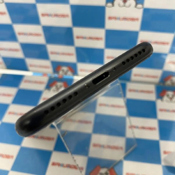 iPhoneSE 第2世代 docomo版SIMフリー 64GB MHGP3J/A A2296 ブラック