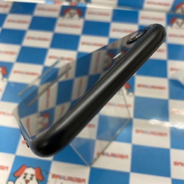 iPhoneSE 第2世代 docomo版SIMフリー 64GB MHGP3J/A A2296 ブラック